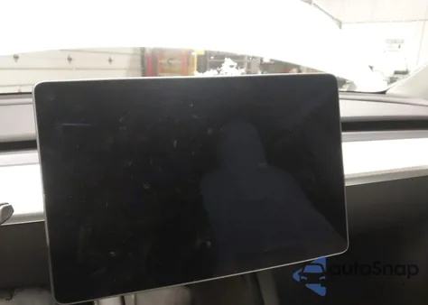 2021 Tesla Model Y Long Range Dual Motor All-Wheel Drive из США, поврежденный, VIN 5YJYGAEEXMF186940